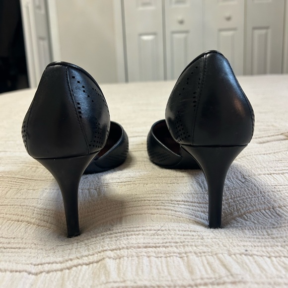 Cole Haan Perforated Black Pumps - Picture 4 of 7